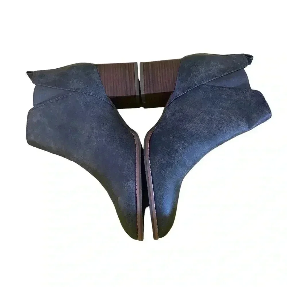 BC Born California Grey Pointed Toe Booties Size 8 1/2
